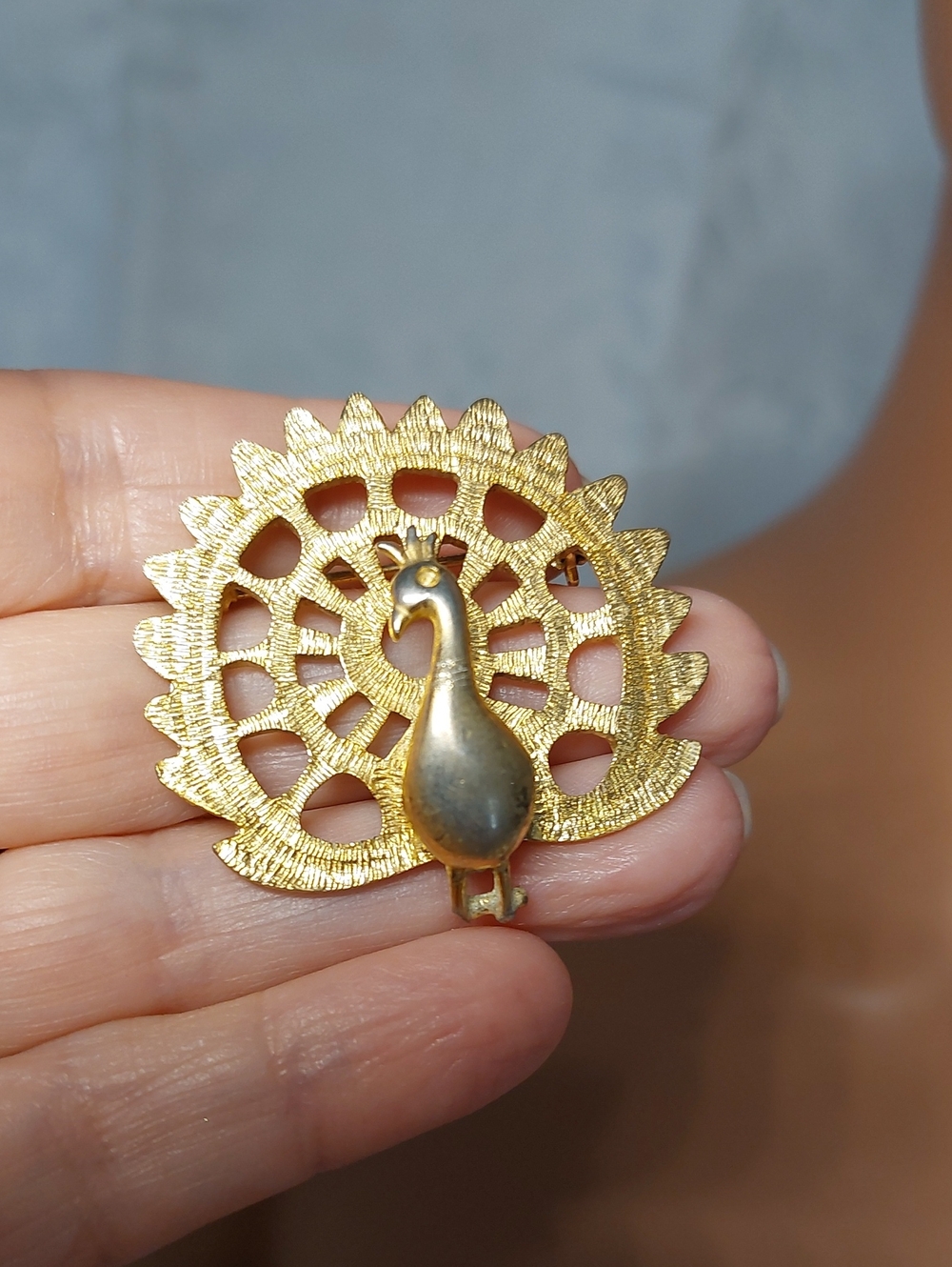 Vintage Goldtone Peacock Brooch Pin